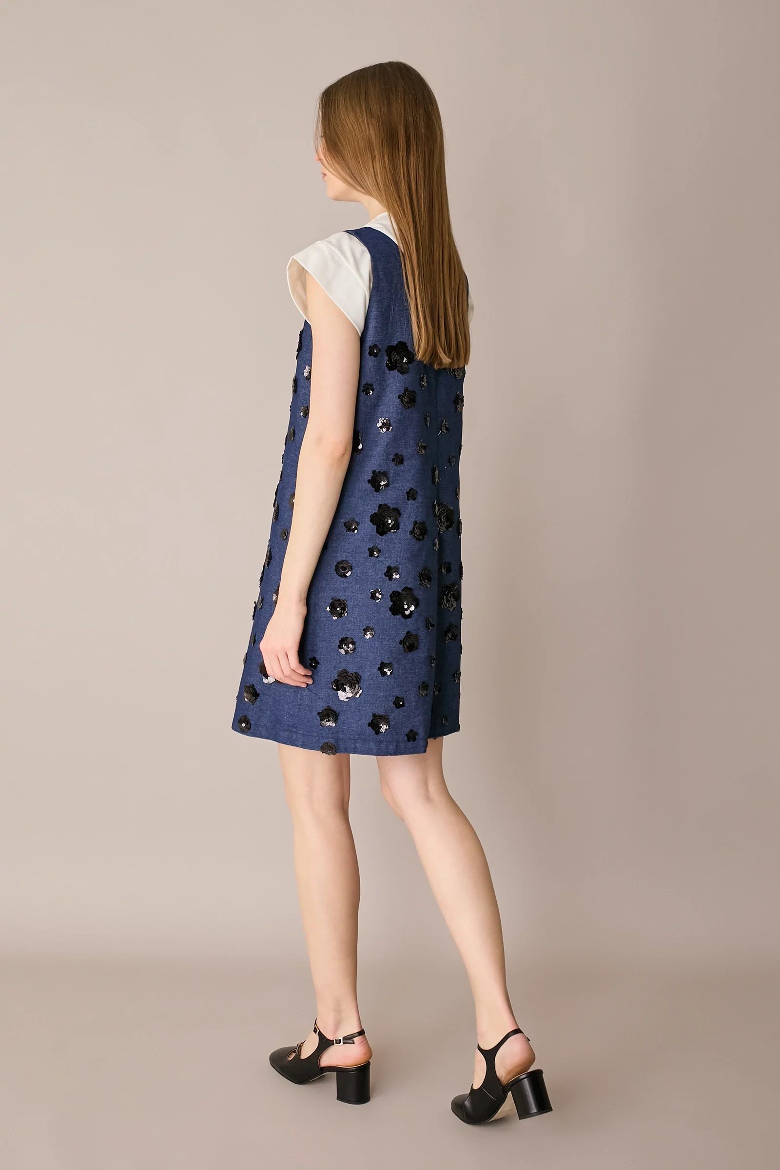 Abito in denim con ricami paillettes - Image 6