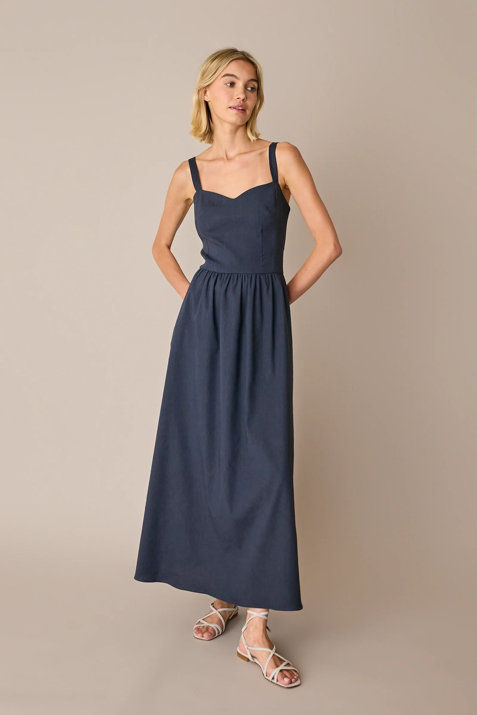 Abito lungo in lino stretch - Image 4