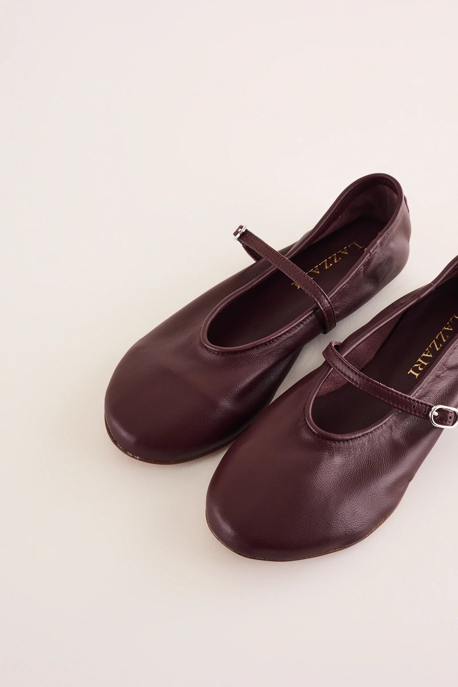 Ballerine in nappa con cinturino - Image 11