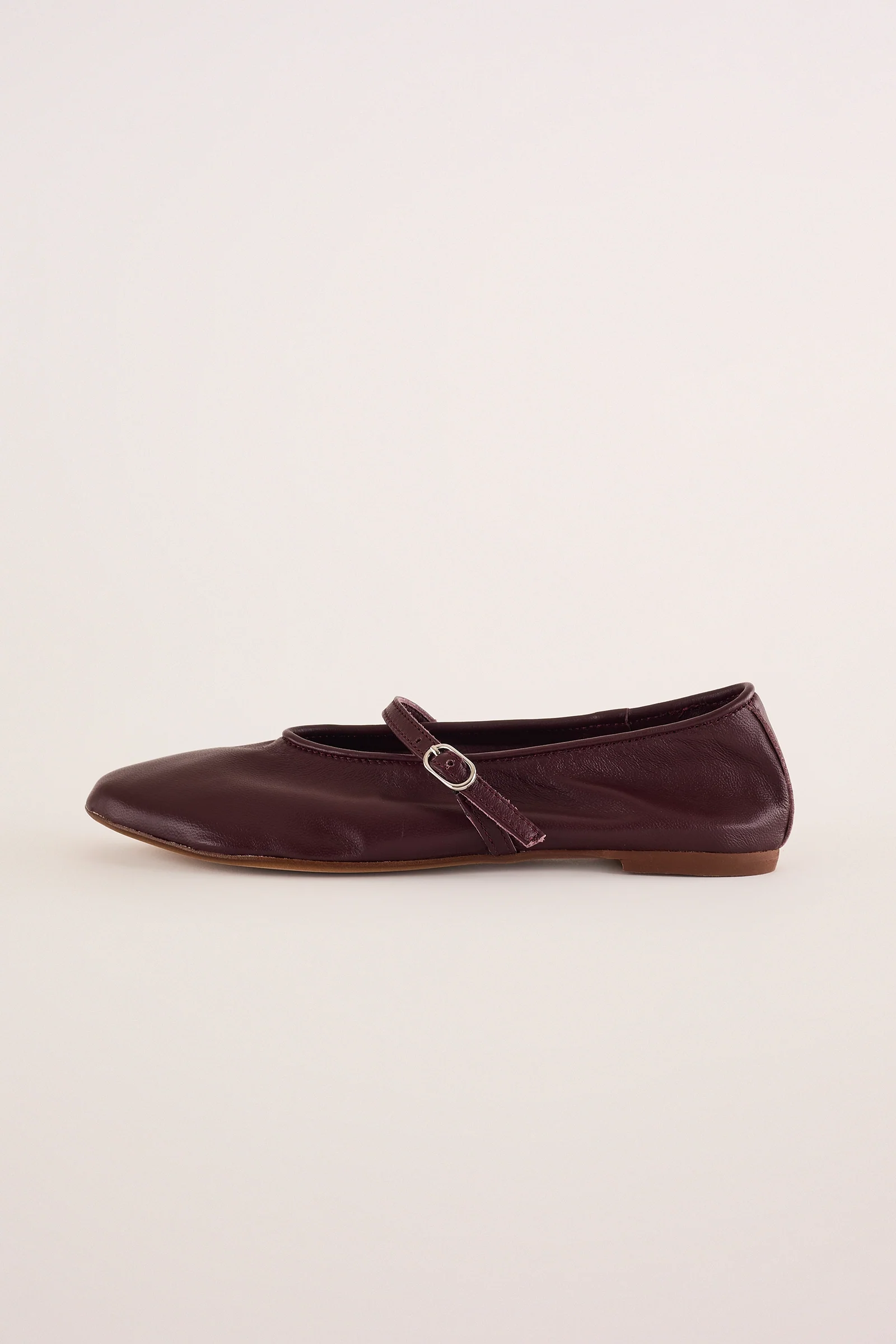 Ballerine in nappa con cinturino - Image 9