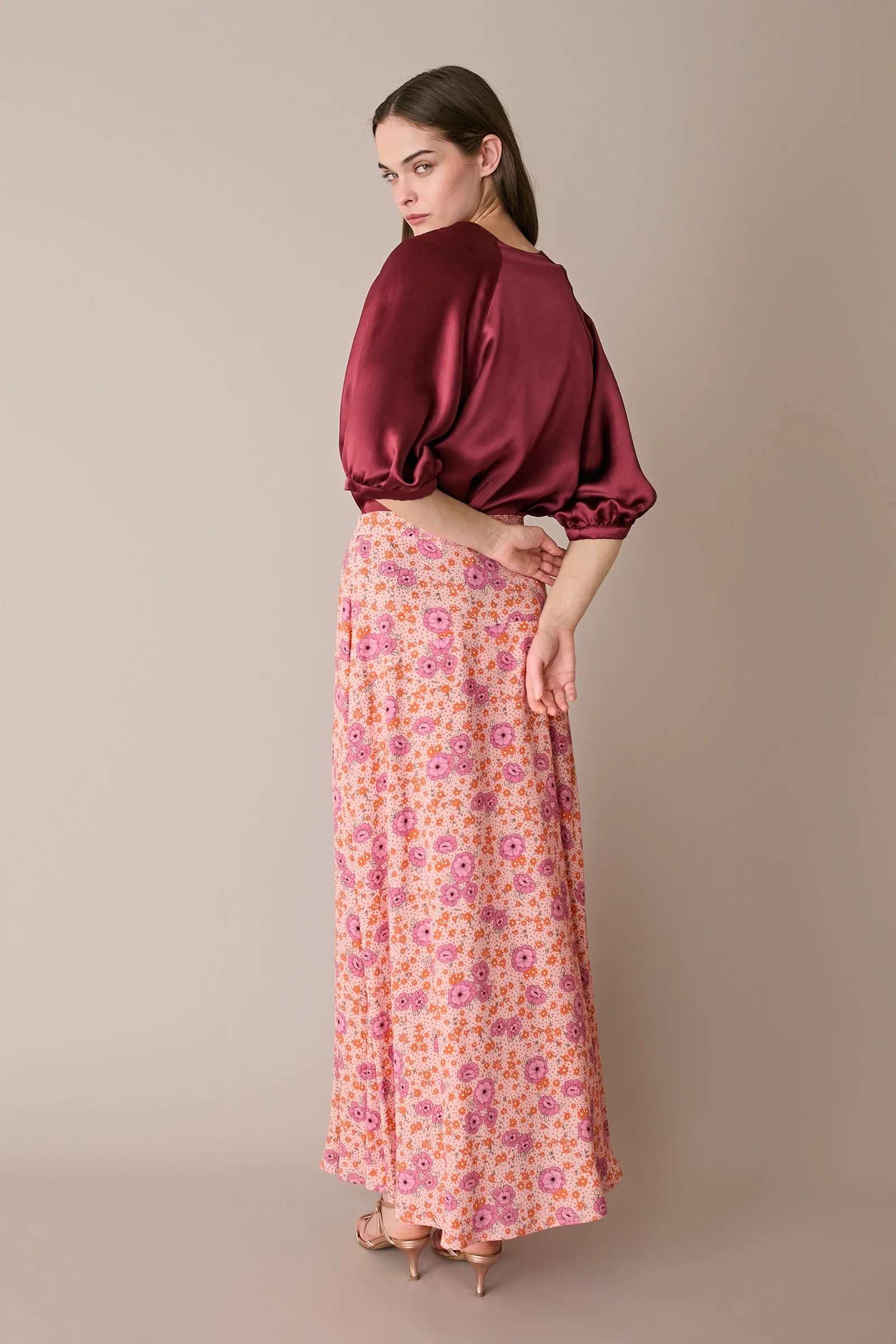 Blusa in raso operato - Image 11