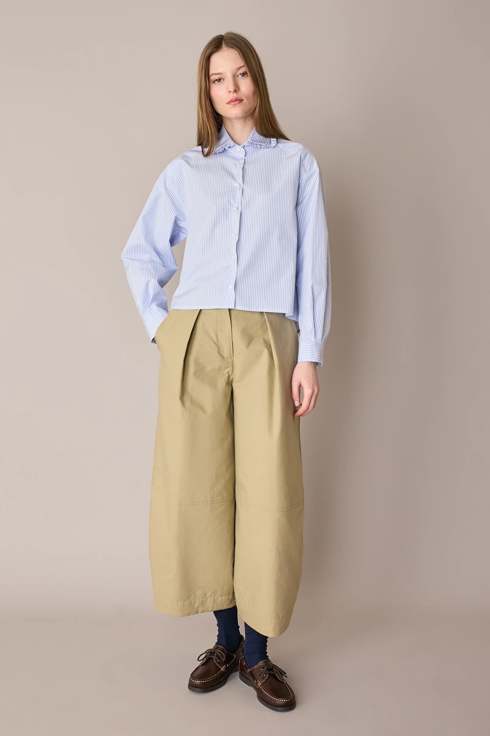 Camicia boxy con colletto volant - Image 13
