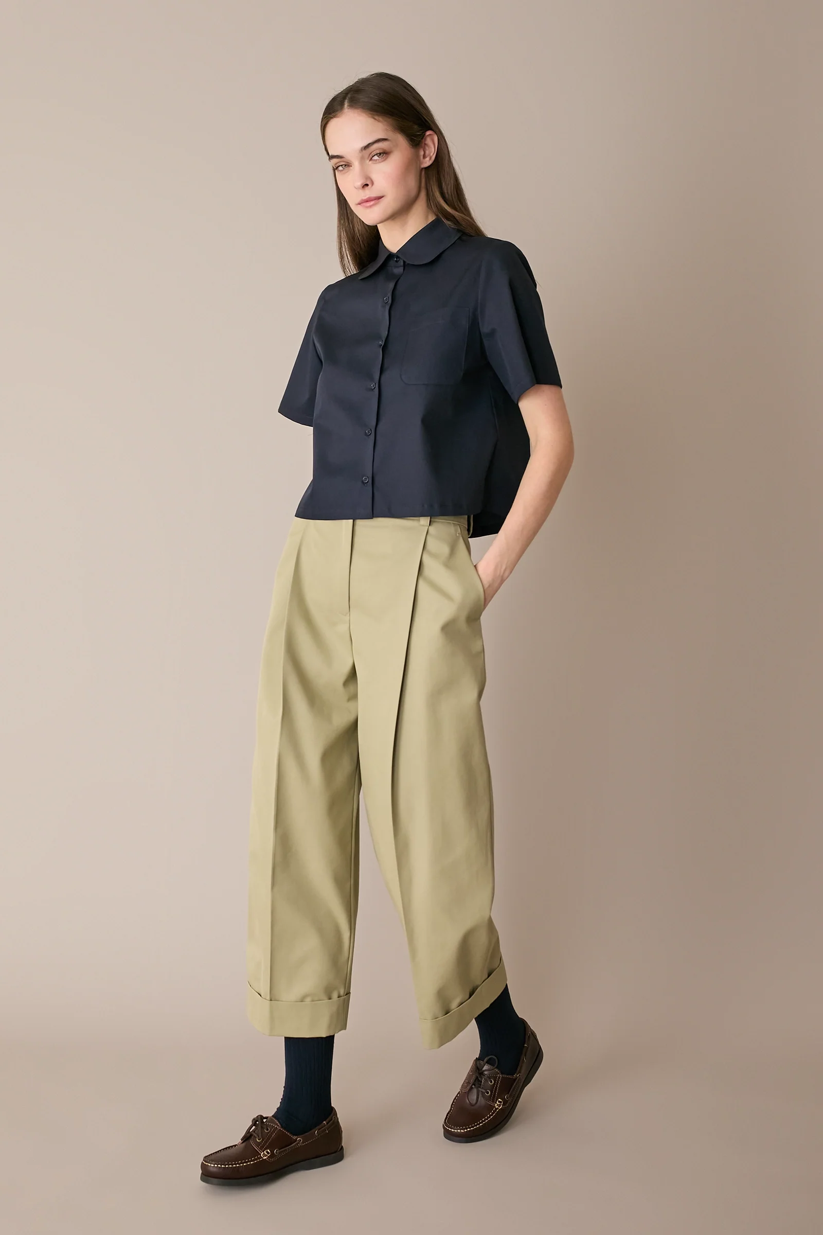 Camicia boxy in cotone con colletto stondato - Image 9