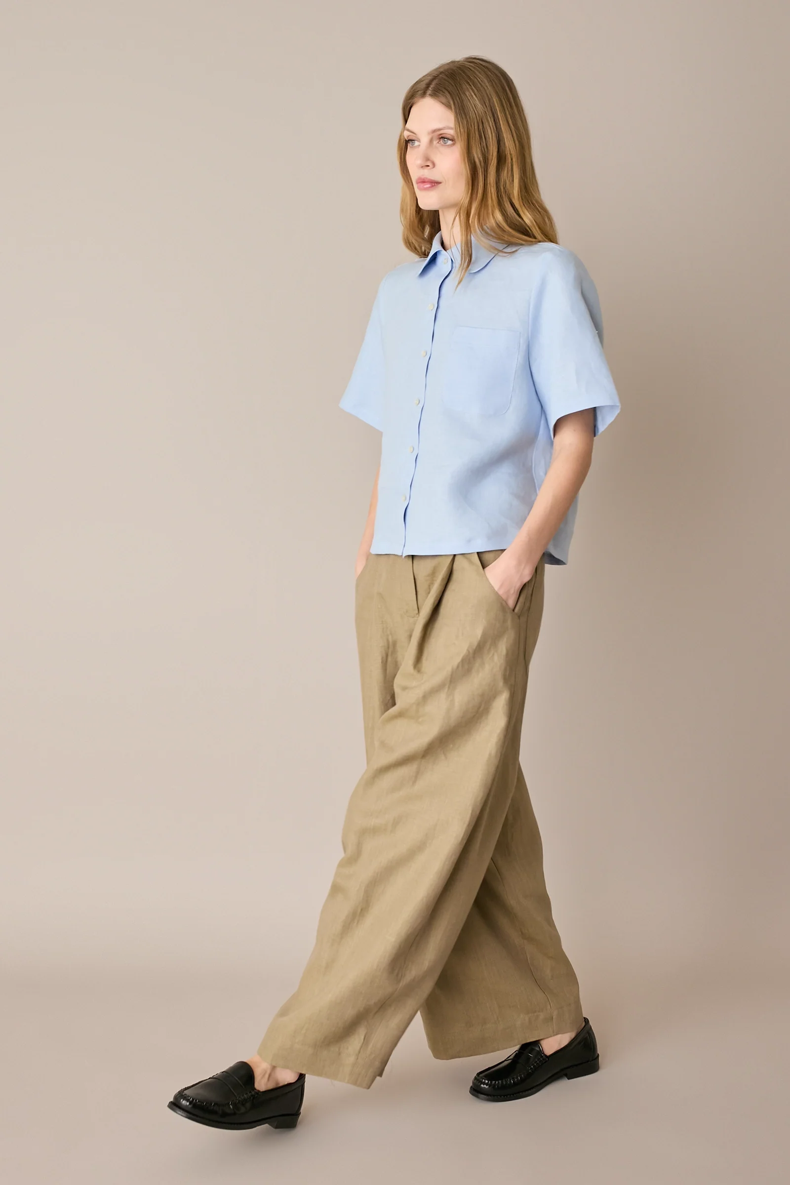 Camicia boxy in lino con colletto stondato - Image 5