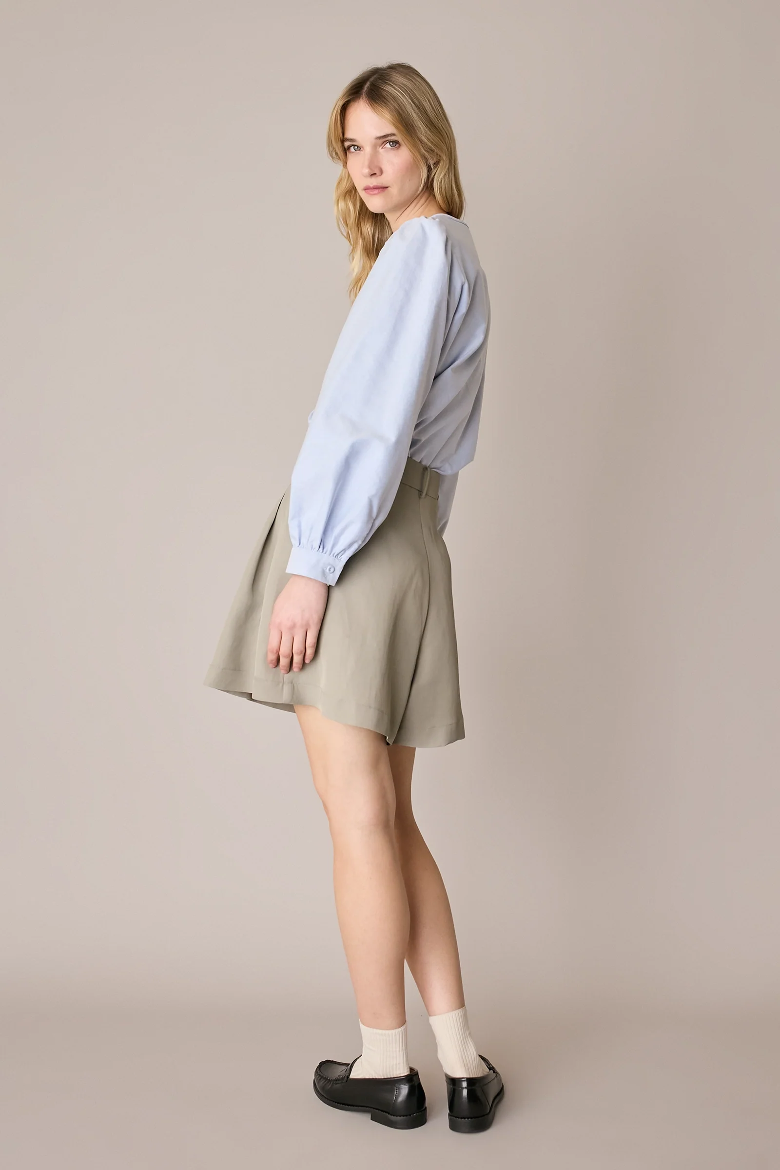 Camicia girocollo con maniche a sbuffo - Image 7