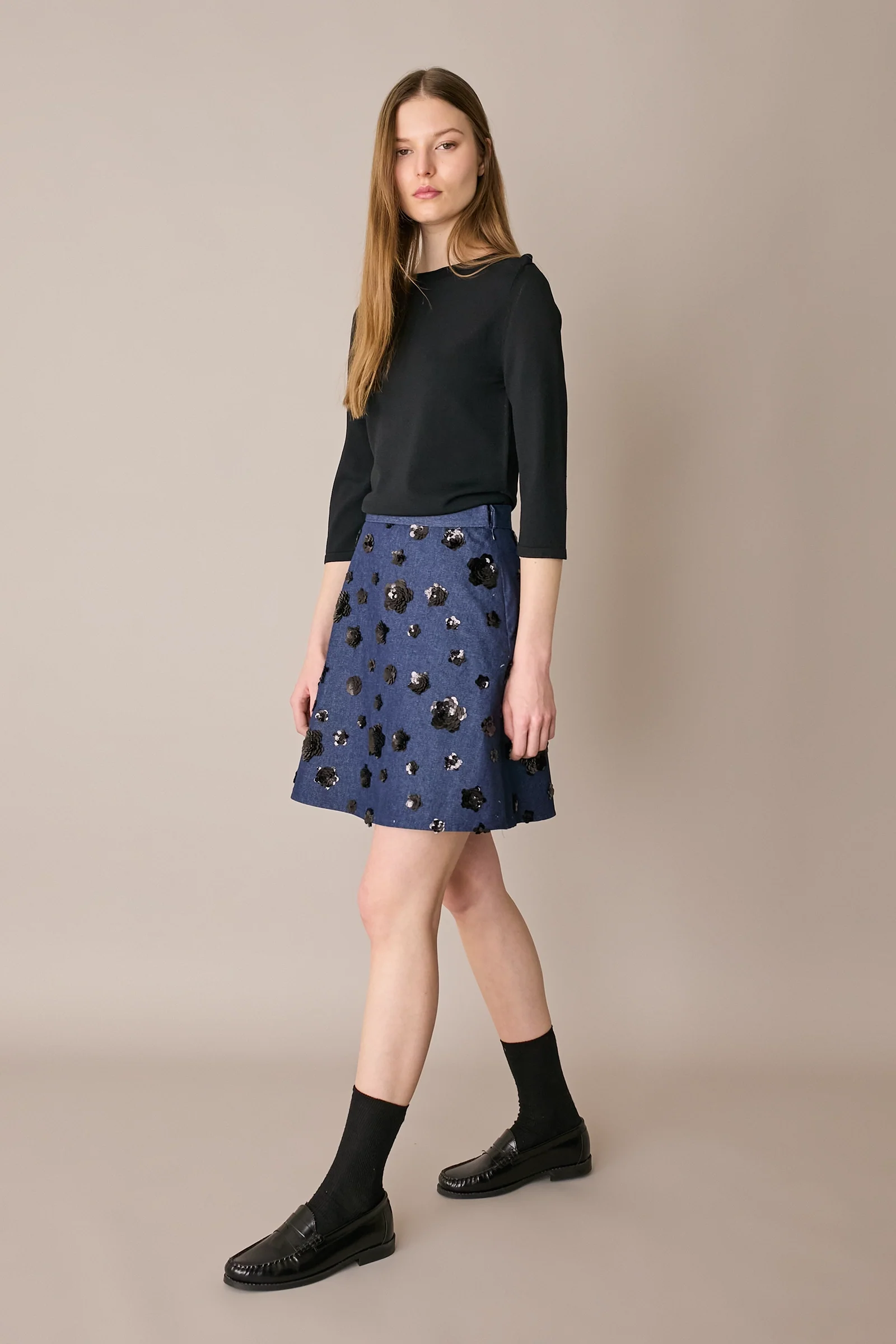 Gonna in denim con ricami paillettes - Image 7