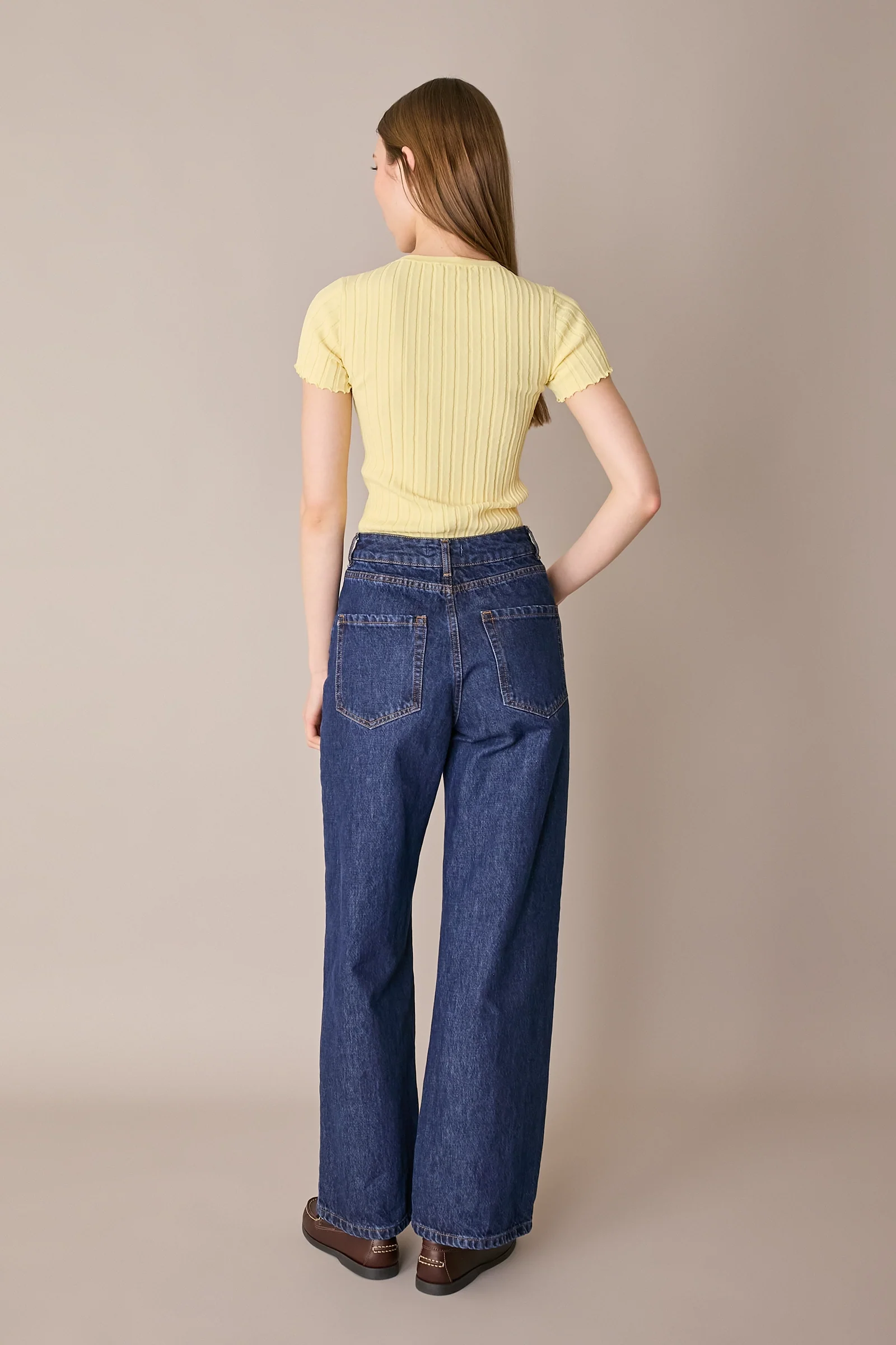 Maglia a costine con bordi arricciati - Image 14