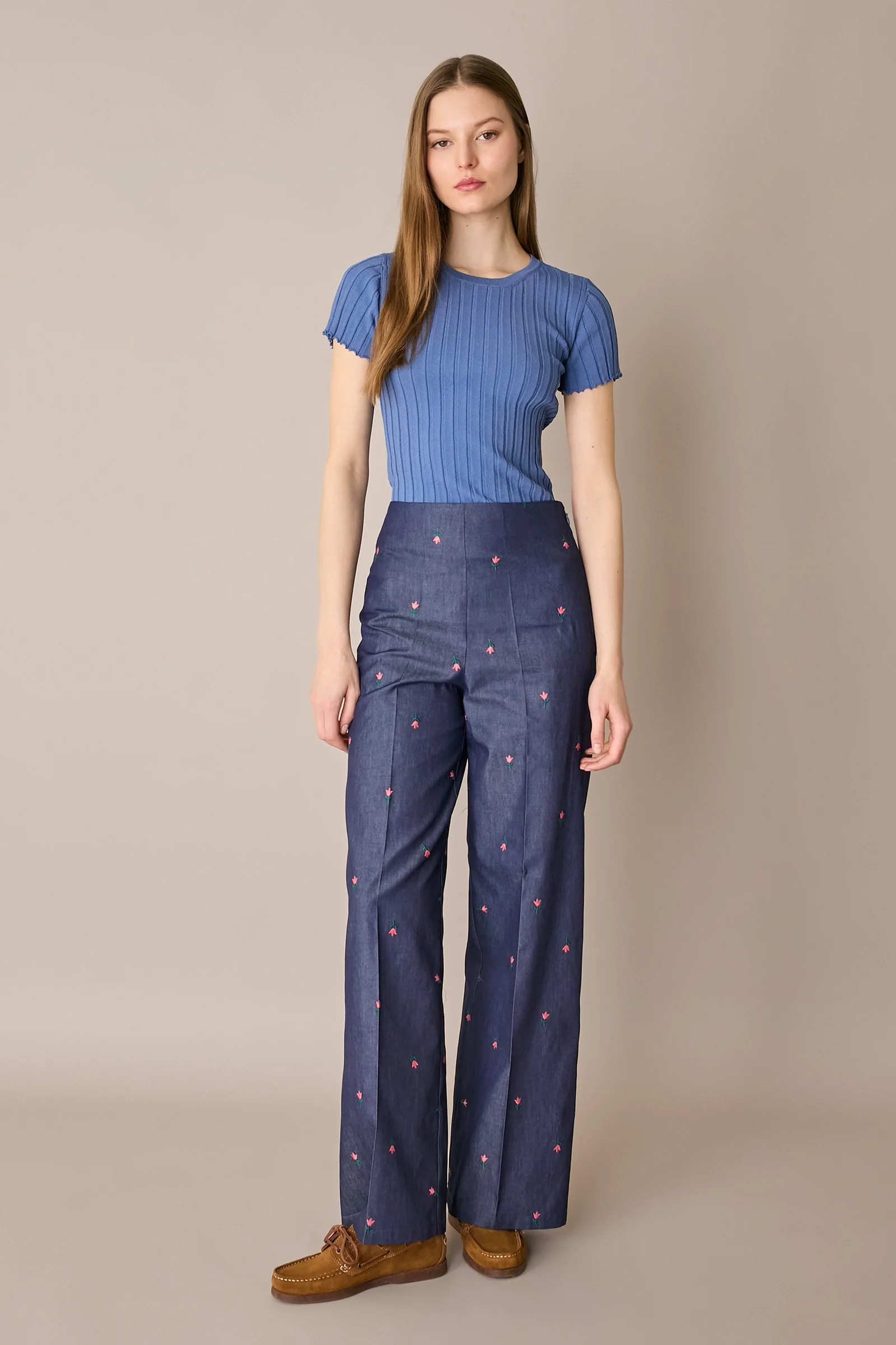 Maglia a costine con bordi arricciati - Image 23