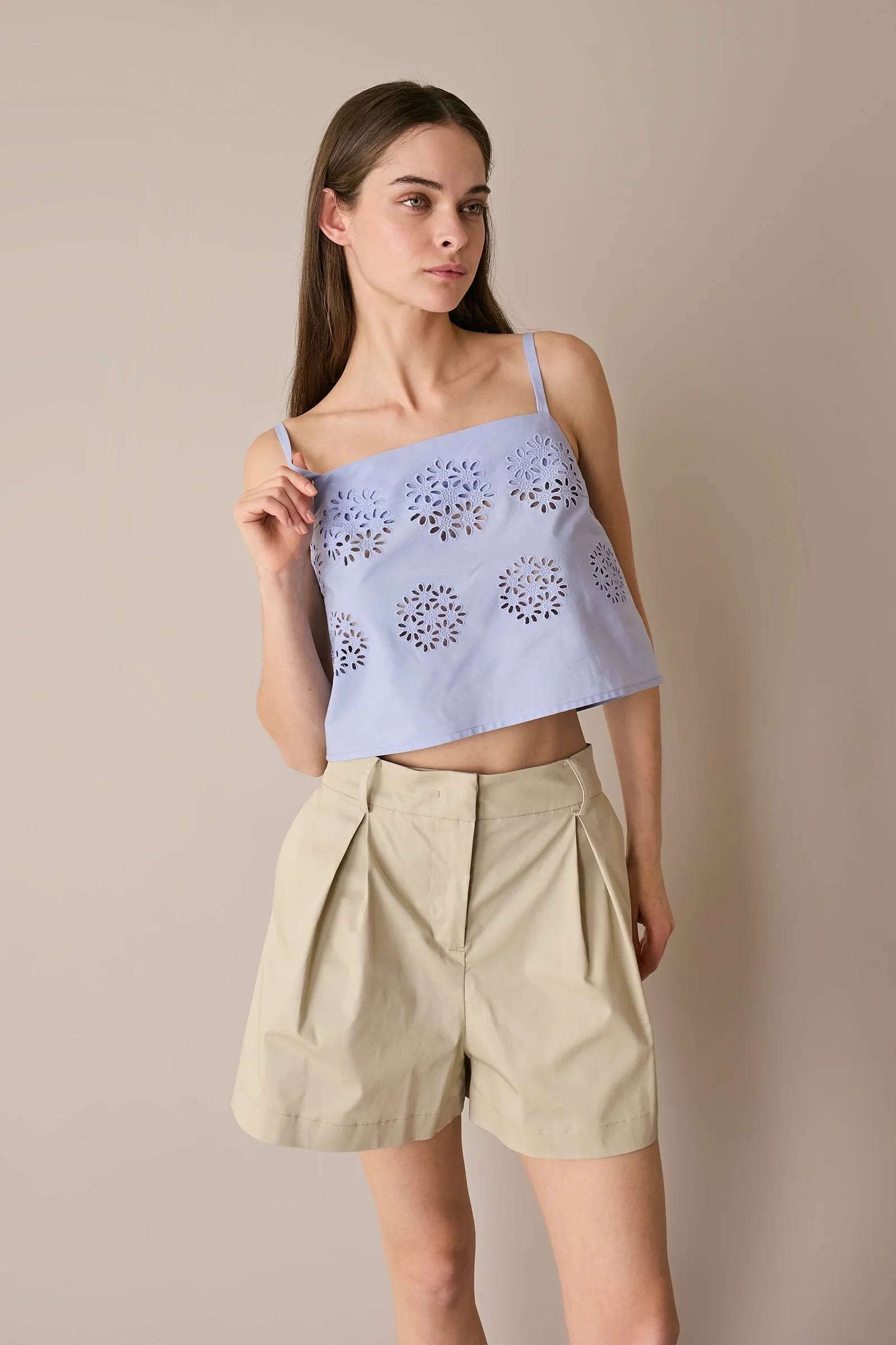 Pantaloncini con pinces - Image 14