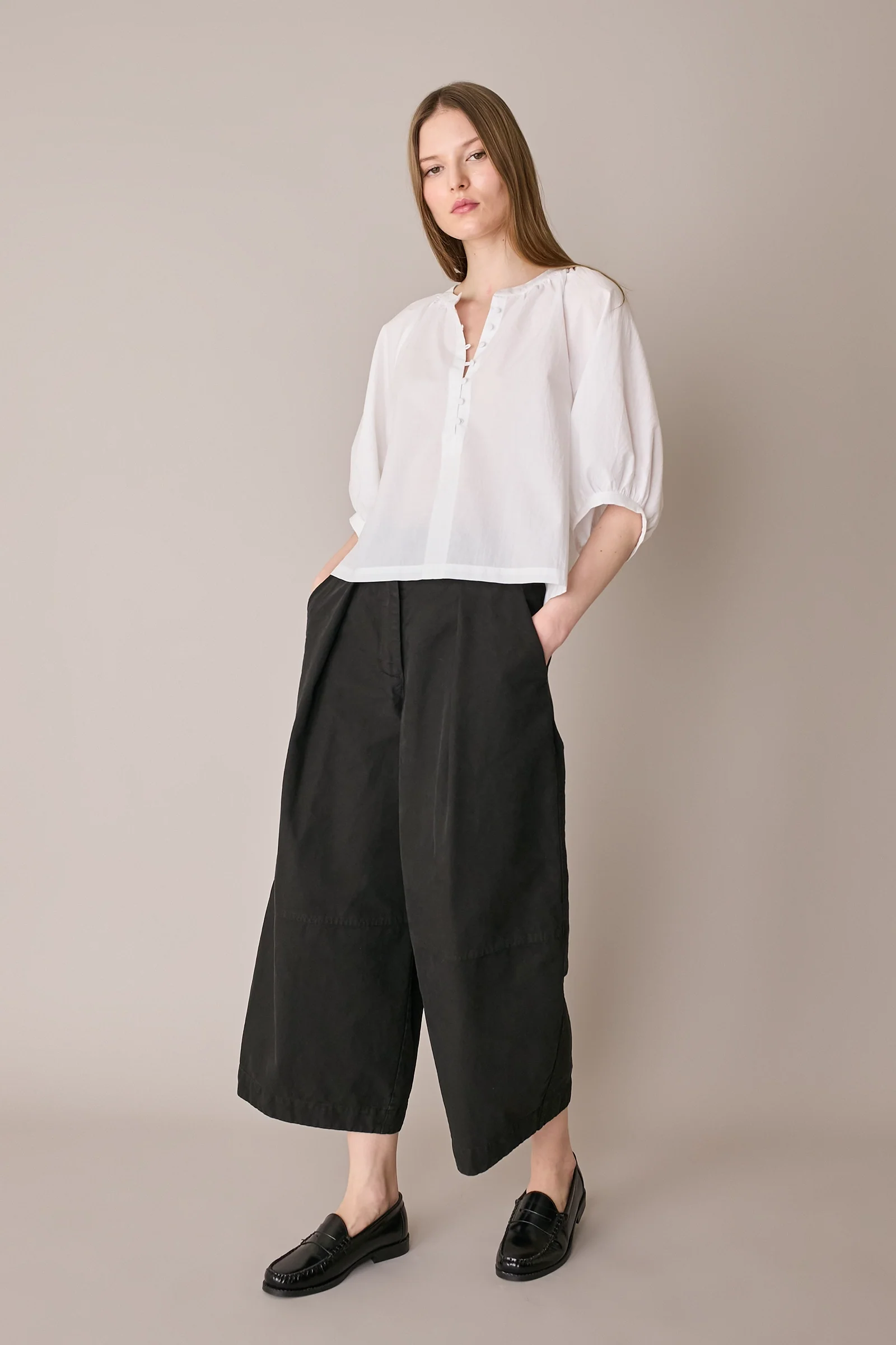 Pantaloni ampi in cotone - Image 16