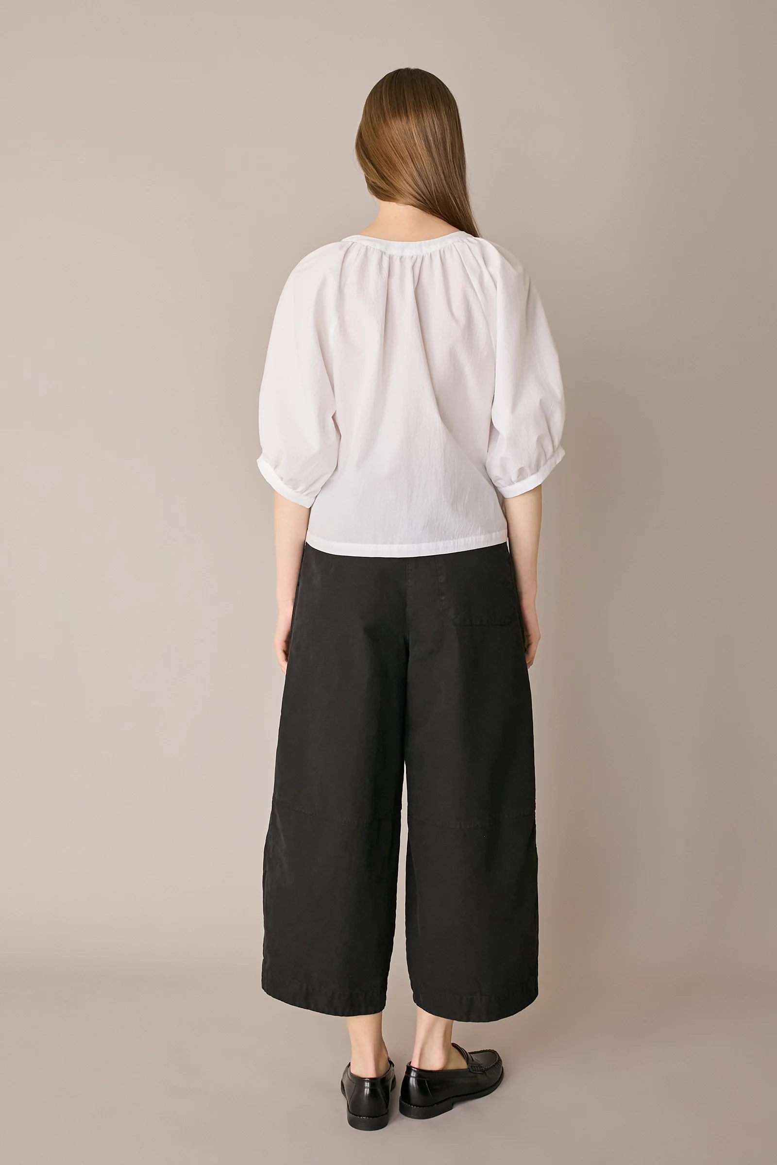 Pantaloni ampi in cotone - Image 17