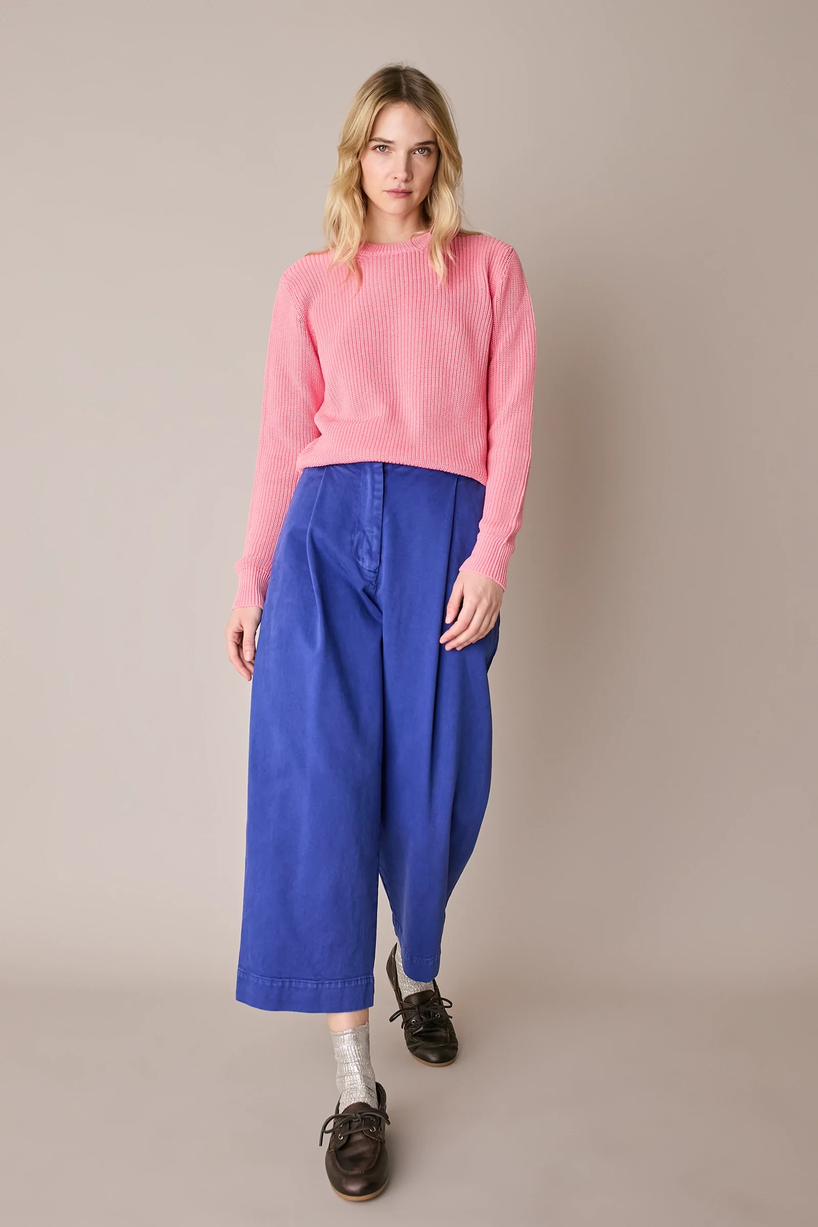 Pantaloni casual con pinces - Image 9