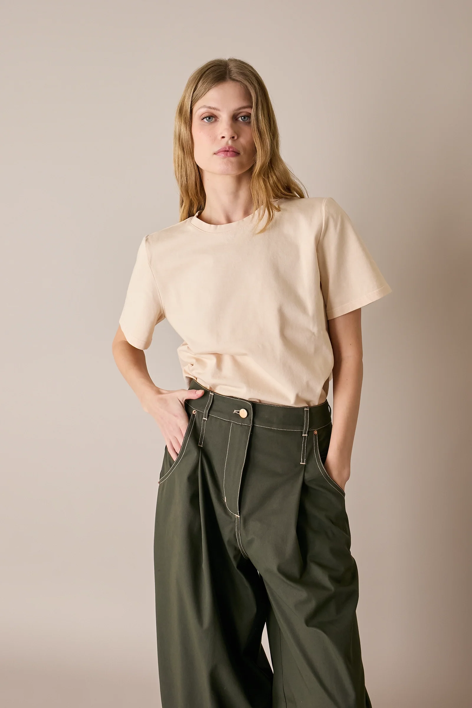 Pantaloni con impunture a contrasto – Everyday Wear - Image 18