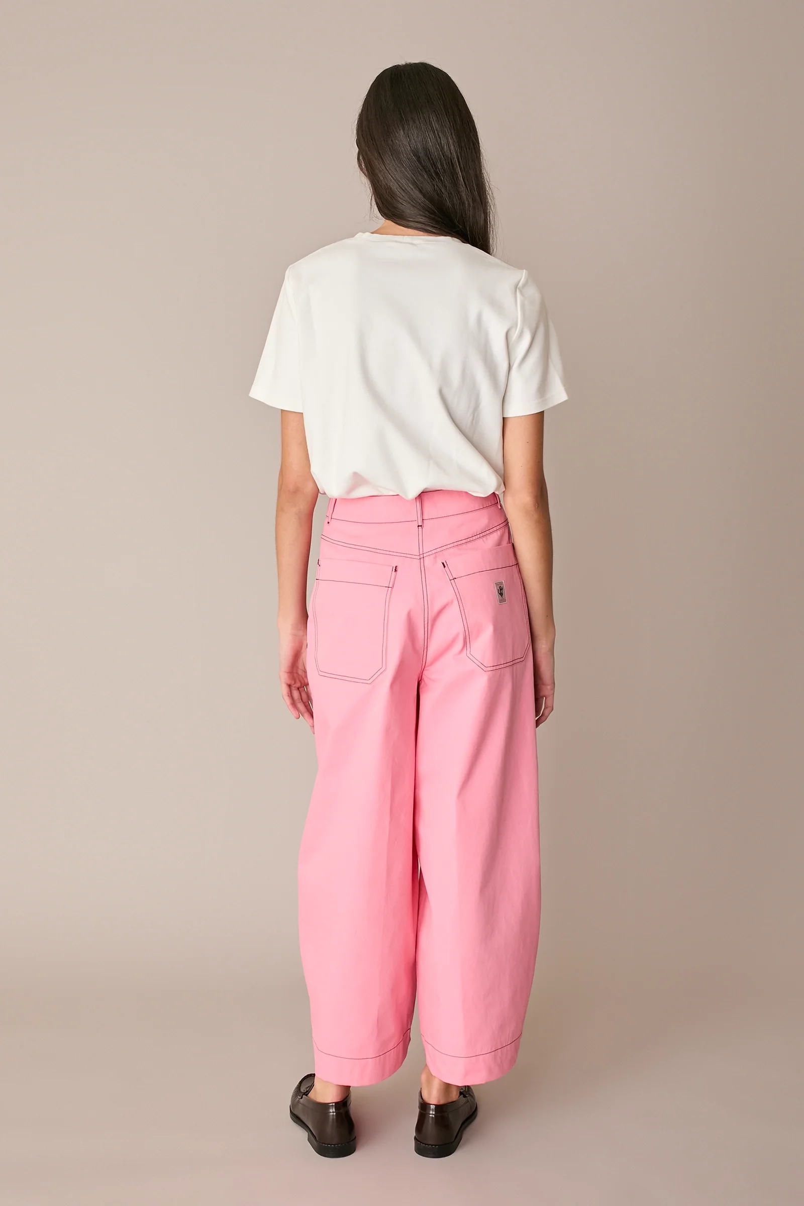 Pantaloni con impunture a contrasto – Everyday Wear - Image 6