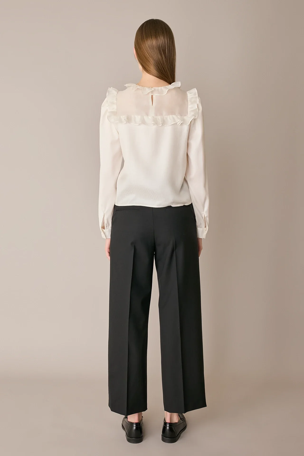 Pantaloni timeless in fresco lana - Image 4