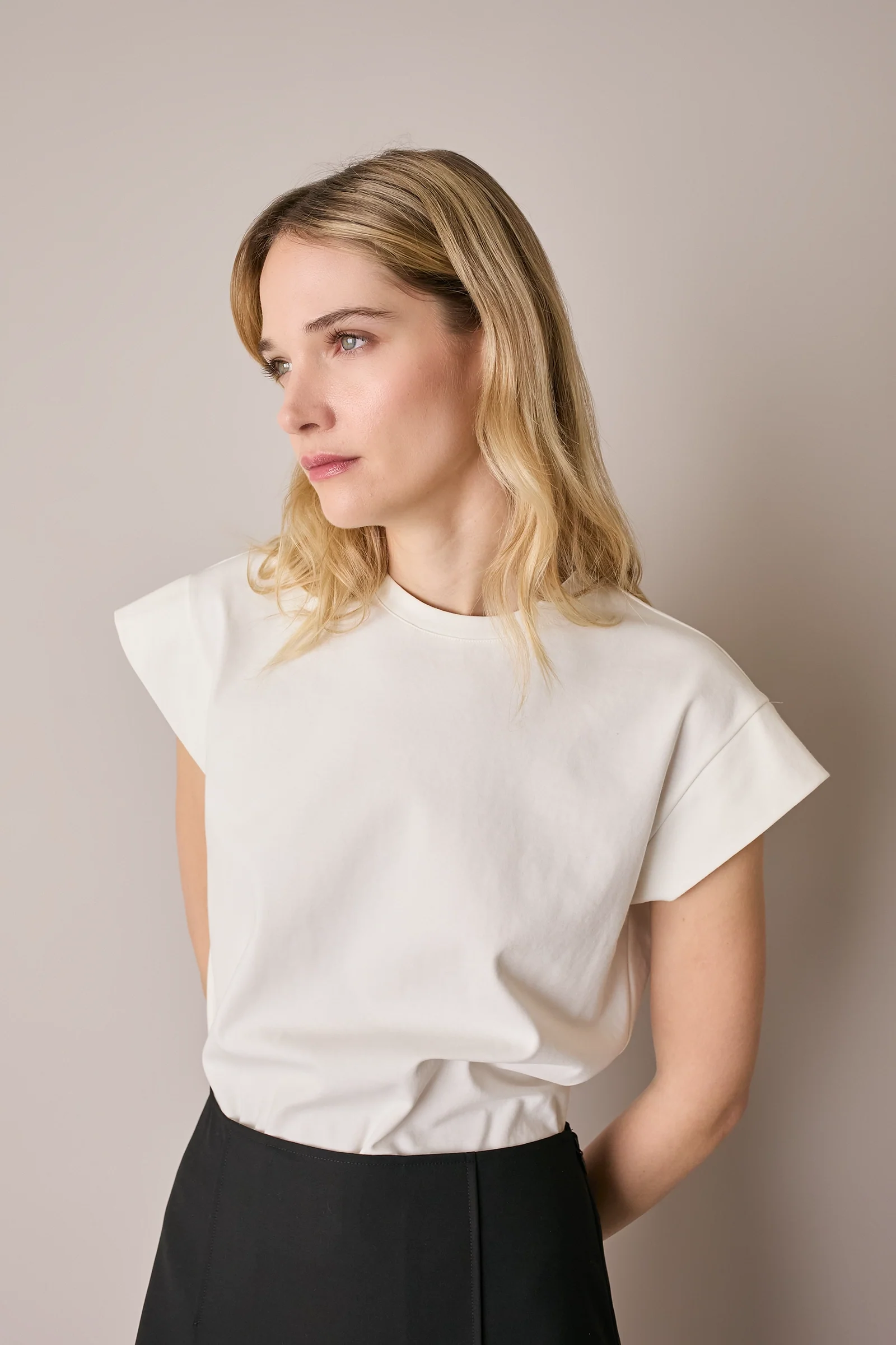 T-shirt con maniche a kimono - Image 10