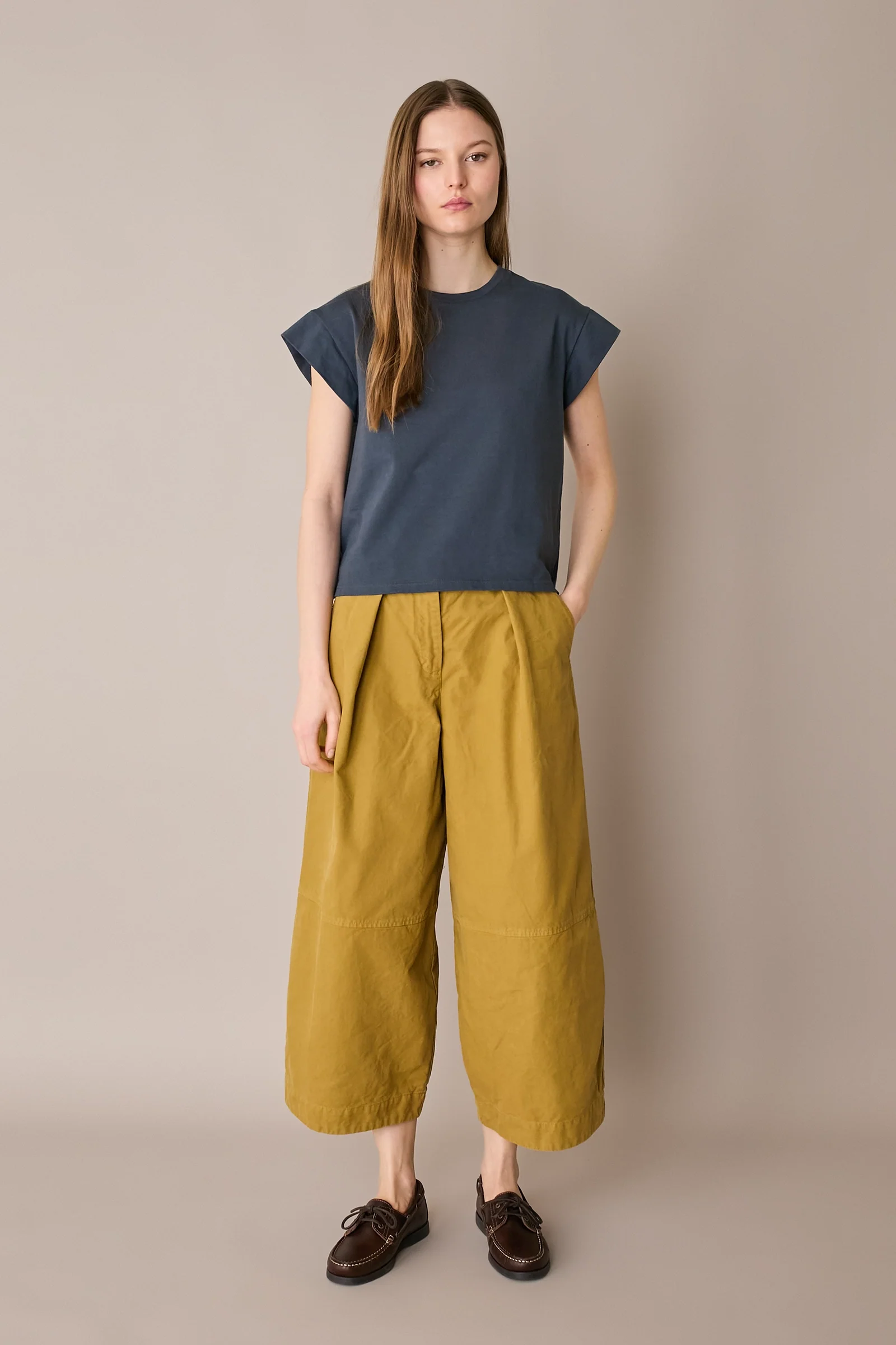T-shirt con maniche a kimono - Image 23