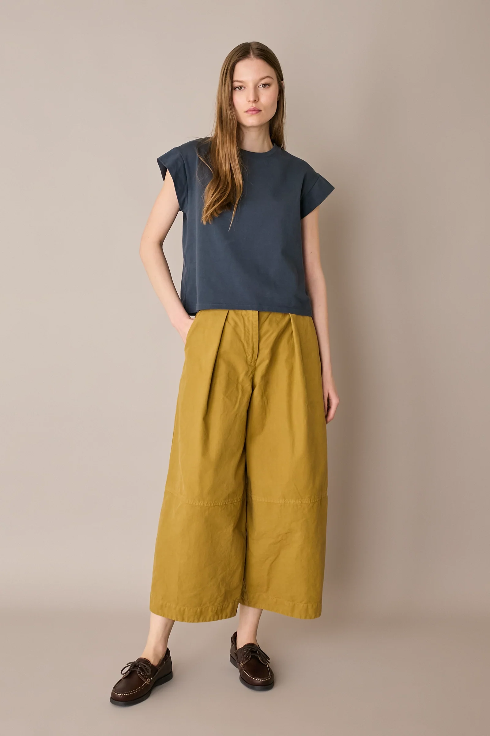 T-shirt con maniche a kimono - Image 25
