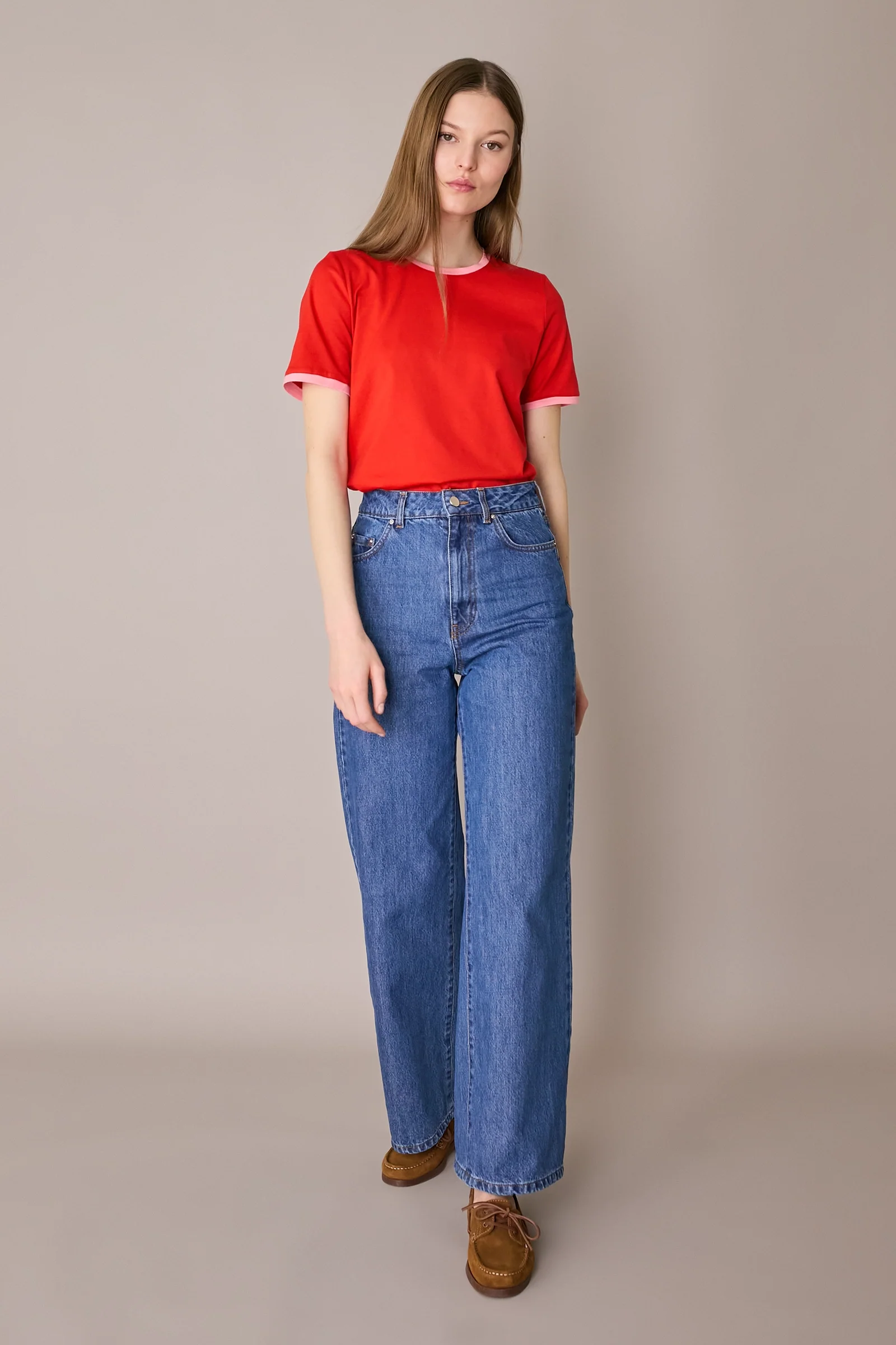 T-shirt con profili a contrasto - Image 9