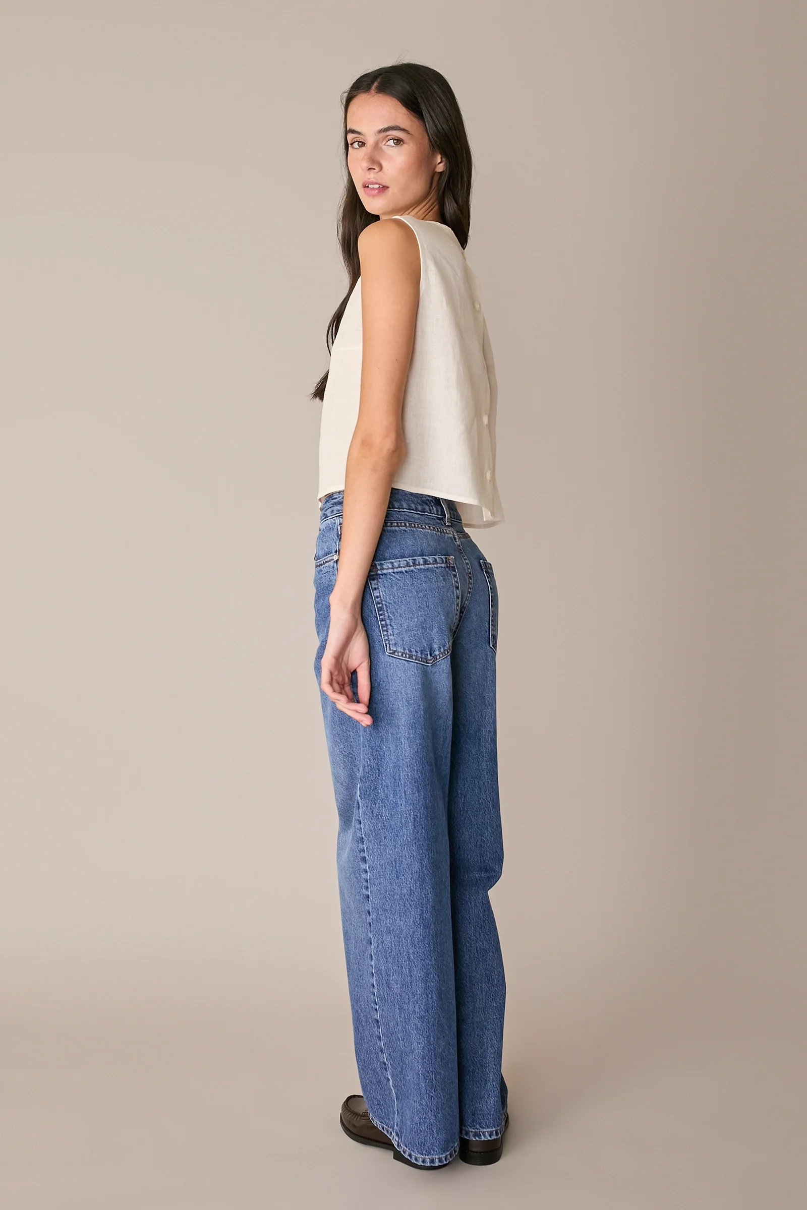 Top in lino con bottoncini - Image 9